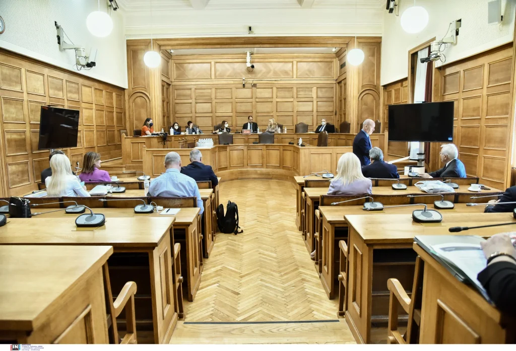 ΣΥΡΙΖΑ για σκάνδαλο υποκλοπών: «Βασικός γνώμονας κυβέρνησης και πρωθυπουργού η εξαφάνιση στοιχείων»