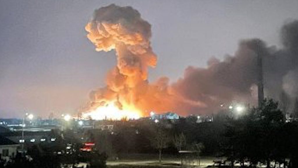 Πολύ ευρύτερο από ότι αρχικά φάνηκε το ρωσικό πλήγμα στις ουκρανικές υποδομές σήμερα: 15 εγκαταστάσεις κτυπήθηκαν