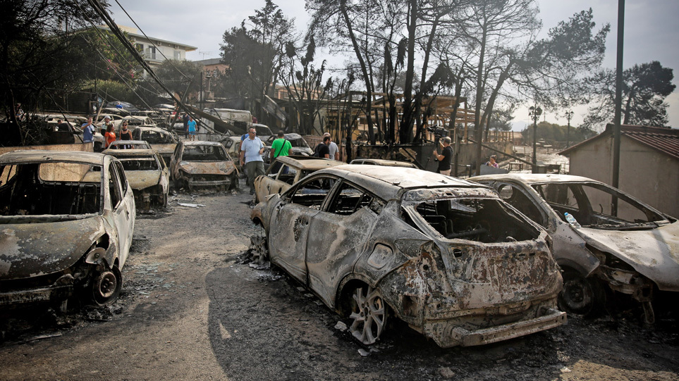 Φωτιά στο Μάτι: Κατέληξε ακόμη μια εγκαυματίας – 104 τα θύματα από τη φονική πυρκαγιά