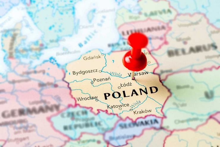Πολωνία: «Συνιστούμε στους Πολωνούς πολίτες που μένουν στη Λευκορωσία να την εγκαταλείψουν»