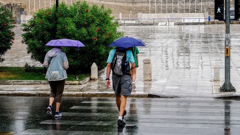 Meteo: Κακοκαιρία στην Αττική αύριο – Σε ποιες περιοχές θα βρέξει