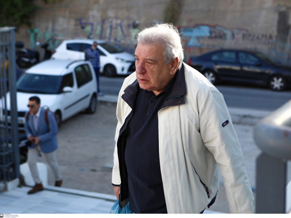 Τάσος Χαλκιάς: Έξαλλος με τους δημοσιογράφους μετά τη δίκη Φιλιππίδη – «Εσείς φταίτε με εκνευρίσατε»