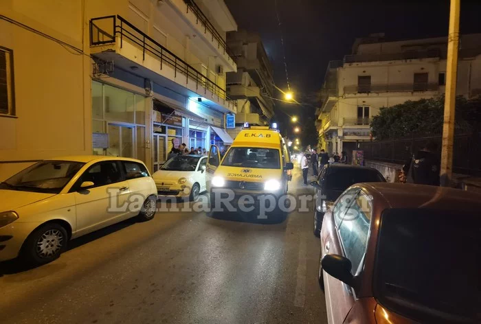 Τροχαίο στη Λαμία: Μηχανή συγκρούστηκε με αυτοκίνητο – Σοβαρά τραυματίας ο 21χρονος αναβάτης