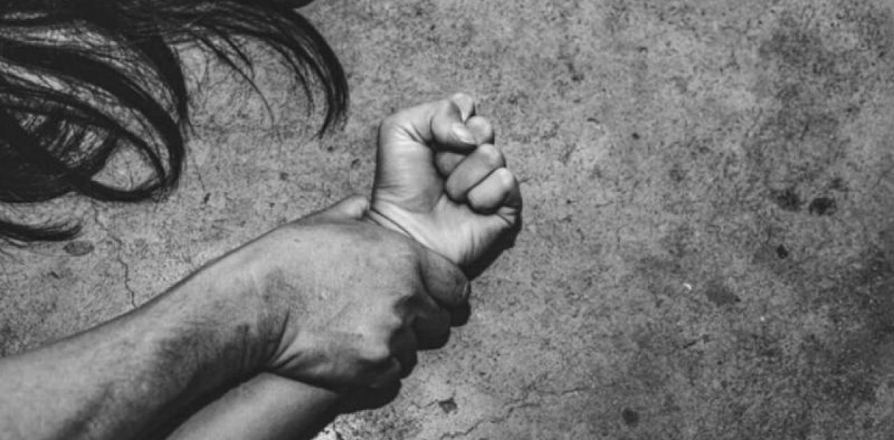 Αίγιο: Ποινή φυλάκισης 5 ετών με αναστολή στον 65χρονο που βίαζε την κουνιάδα του υπό την απειλή πριονιού