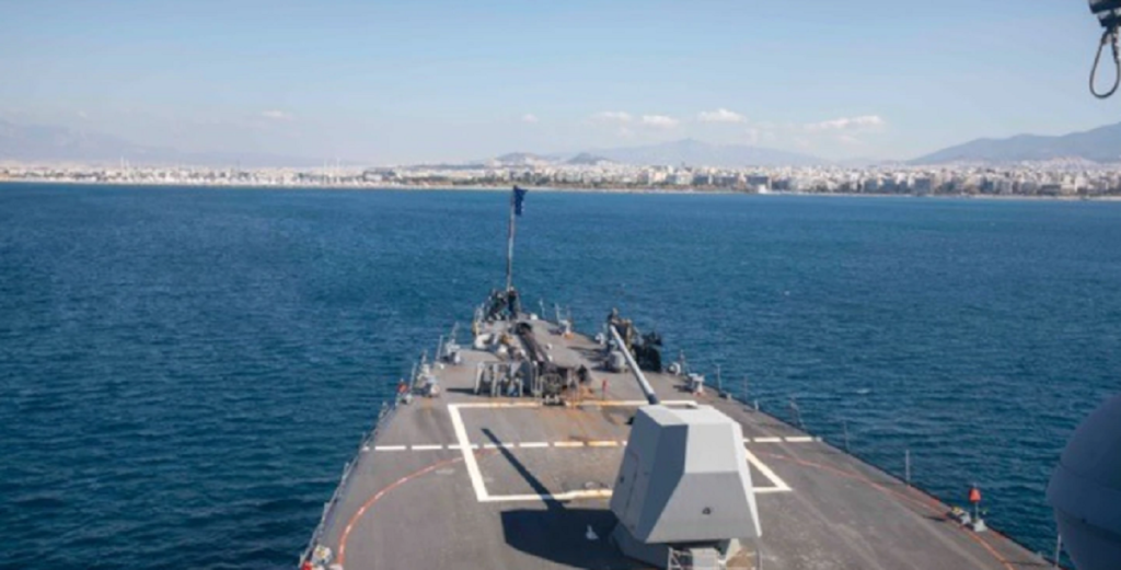 USS Farragut: Στον Πειραιά το αμερικανικό αντιτορπιλικό κλάσης Arleigh Burke