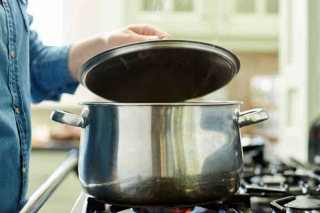 Αυτός είναι ο πιο εύκολος τρόπος για εξοικονόμηση ρεύματος κατά το μαγείρεμα