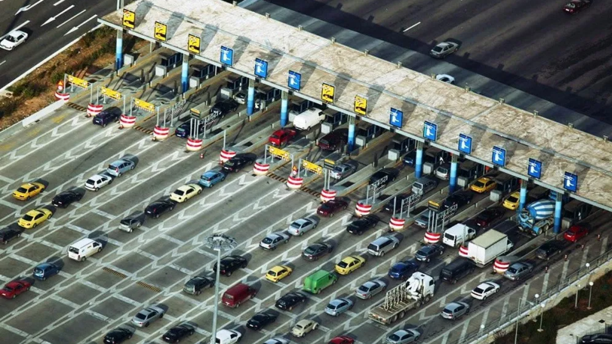 «Τέλος» οι σταθμοί των διοδίων – Πού και πώς θα πληρώνουμε στις Εθνικές Οδούς