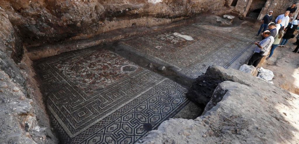 Συρία: Ανακαλύφθηκε τεράστιο ψηφιδωτό με σκηνές από τον Τρωικό Πόλεμο (φωτό)