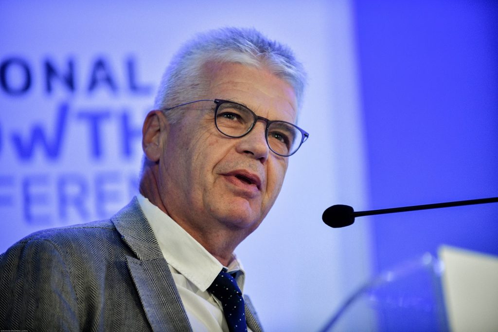 Επανήλθε ο Χ.Γώγος: «Ο ιός είναι εδώ – Αν έχουν περάσει 3 μήνες από την 4η δόση συνιστάται και η 5η»!