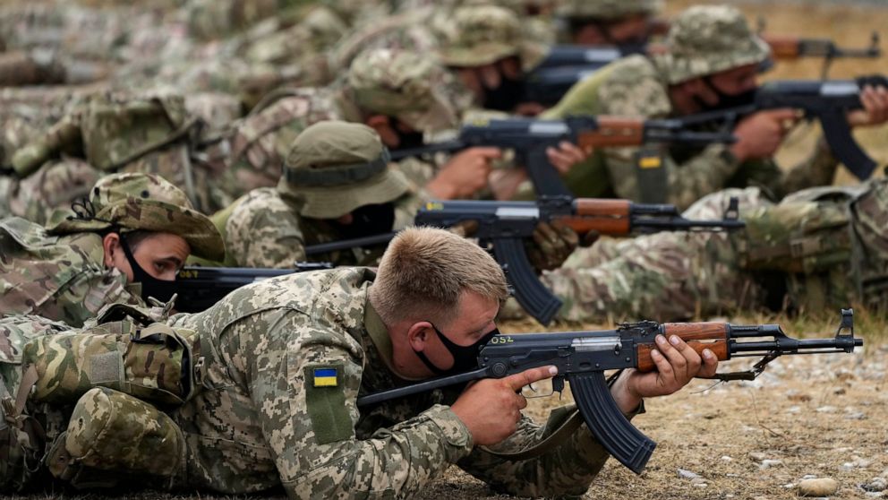 10.000 Ουκρανοί στρατιώτες εκπαιδευμένοι από τους Βρετανούς σπεύδουν στο μέτωπο – Οι Ρώσοι ξεκίνησαν την αντεπίθεση