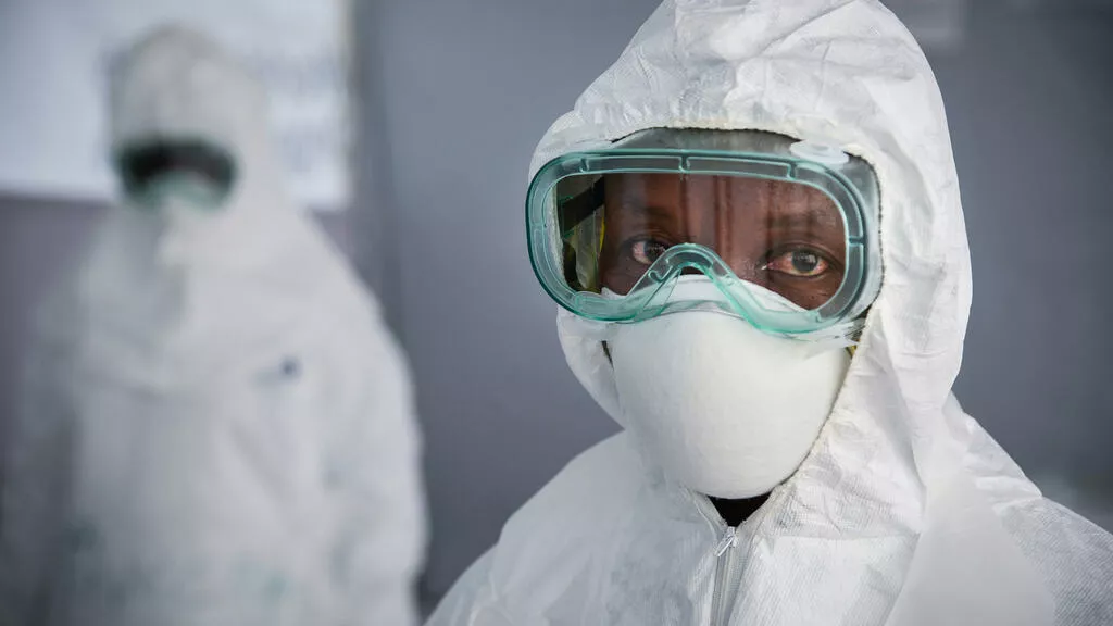 Έμπολα: Ο πρόεδρος της Ουγκάντας διατάσσει οι μάγοι-γιατροί να σταματήσουν τη δραστηριότητά τους