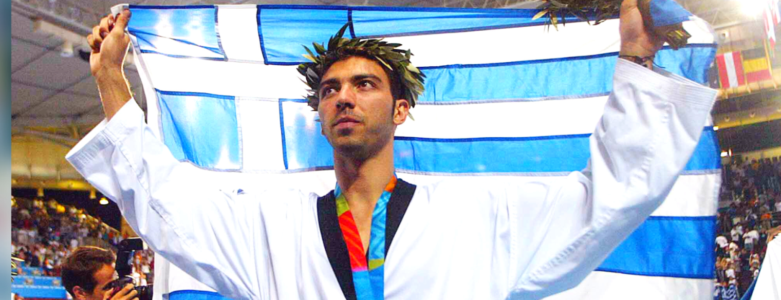 Ο Αλέξανδρος Νικολαΐδης έγινε γκράφιτι στον Βύρωνα (φωτό)