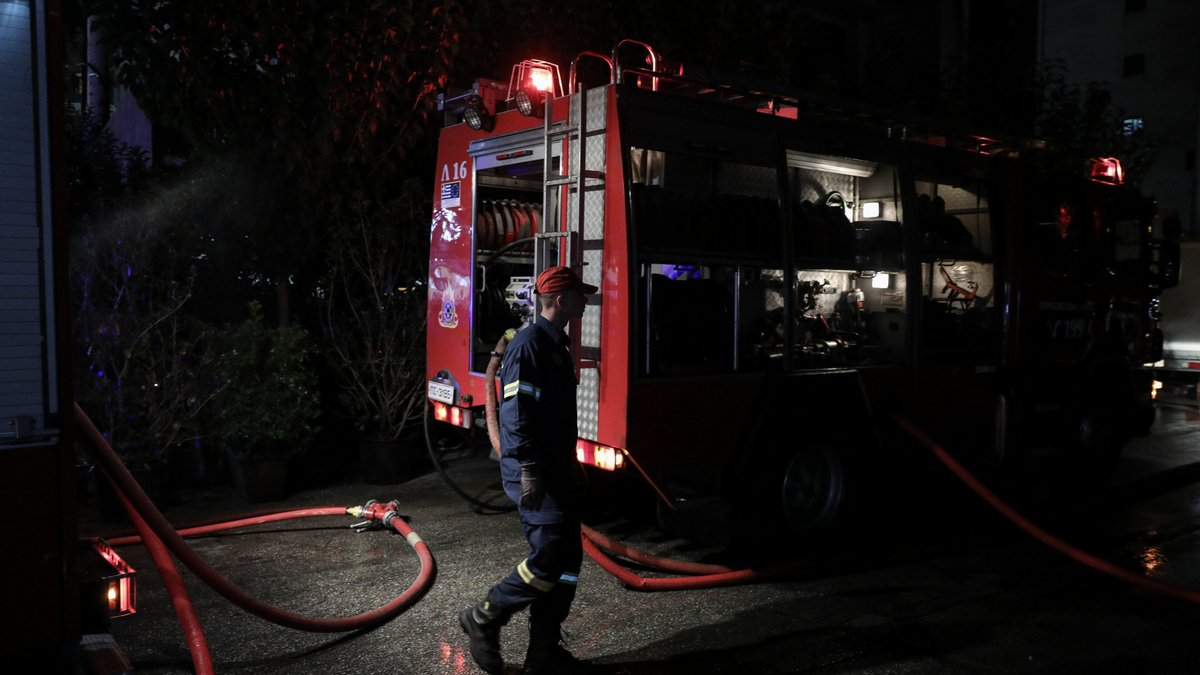 Αχαρνών: Πυρκαγιά σε διαμέρισμα – Μεγάλη κινητοποίηση της Πυροσβεστικής