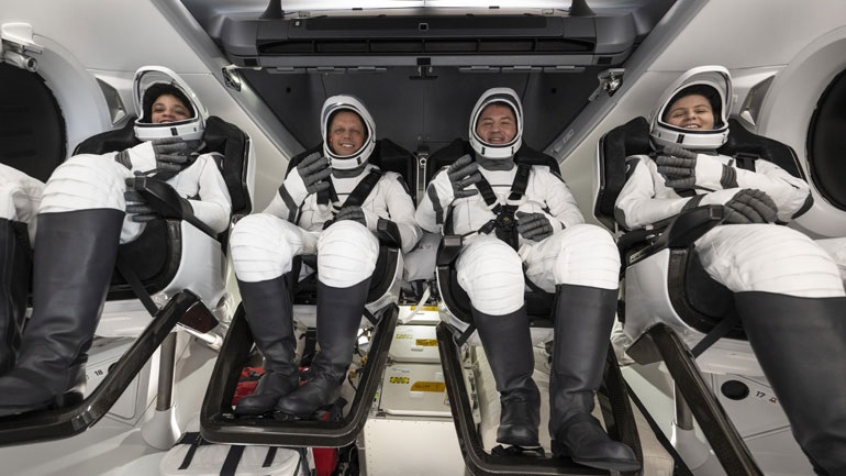 NASA: Επέστρεψαν με ασφάλεια στη Γη οι τέσσερις αστροναύτες από τον Διεθνή Διαστημικό Σταθμό
