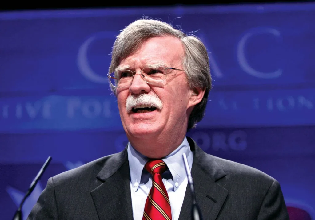 John Bolton: «Ο Β.Πούτιν πρέπει να δολοφονηθεί» – Tulsi Gabbard: «Ο Μπάιντεν μας οδηγεί σε πυρηνικό πόλεμο»