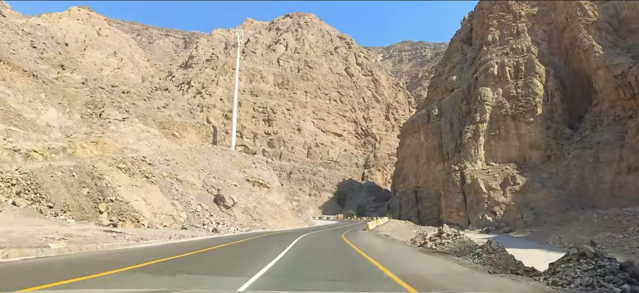 Ισραήλ: Αυτός είναι ο αυτοκινητόδρομος που βρίσκεται 393 μέτρα «κάτω» από τη θάλασσα (βίντεο)