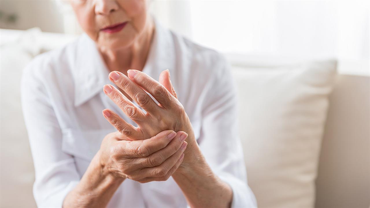 Ο πόνος στις αρθρώσεις μπορεί να οφείλεται σε νεφρική ανεπάρκεια – Ποιοι είναι πιο επιρρεπείς