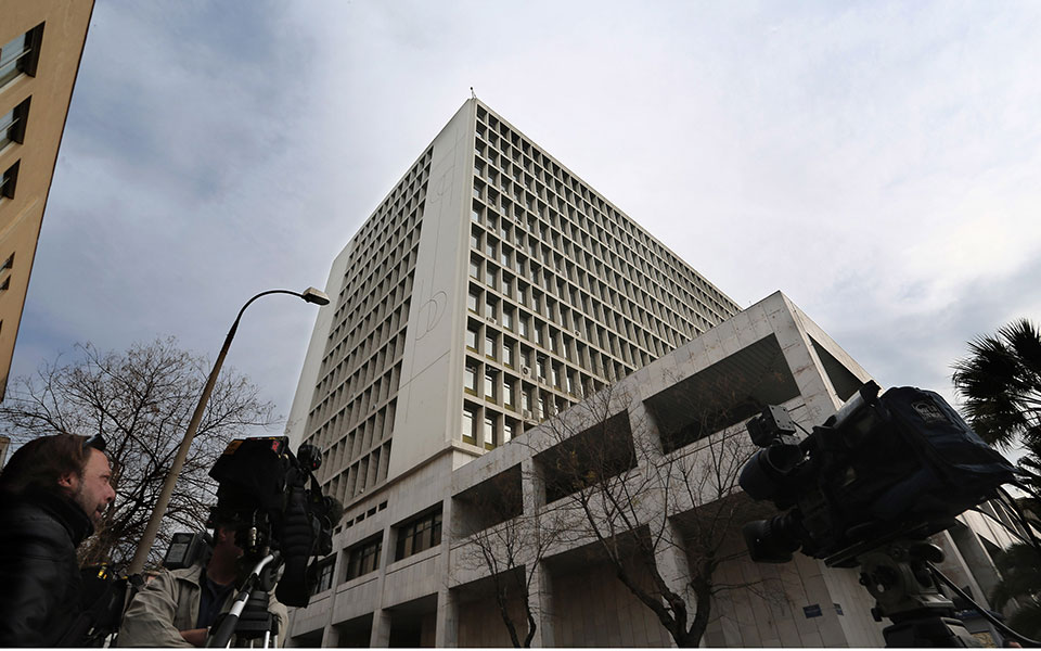 Βιασμός 12χρονης: «Έχει κατάθλιψη και κλειστοφοβία – Αρνείται όλες τις κατηγορίες» λέει ο δικηγόρος του 33χρονου