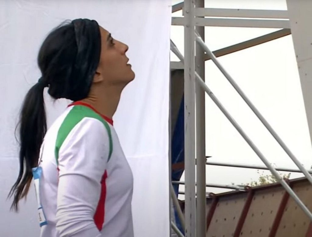 «Εξαφανίστηκε» Ιρανή αθλήτρια που είχε αγωνιστεί χωρίς χιτζάμπ στους Ασιατικούς Αγώνες Αναρρίχησης (βίντεο)
