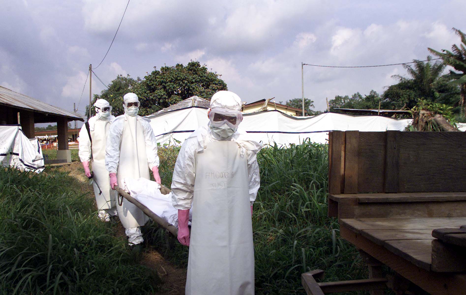Ιός Έμπολα: Σε lockdown δύο περιοχές της Ουγκάντα λόγω αύξησης των κρουσμάτων