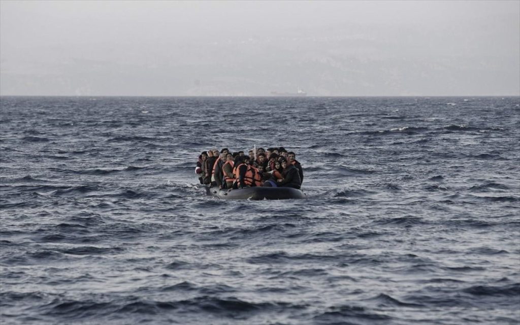 Τουρκικά ψεύδη: «Στην Ελλάδα πετούν στη θάλασσα τους μετανάστες, τους χτυπούν με ρόπαλα & τους πυροβολούν»