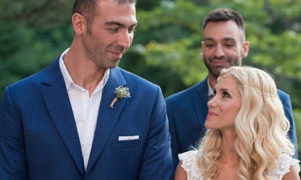 Α.Νικολαΐδης: «Σαν σήμερα μου ζήτησες να παντρευτούμε» – Συγκινεί η Δώρα Τσαμπάζη (φωτό)