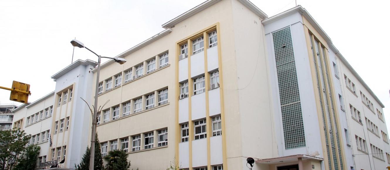 Βανδαλισμοί σε ΕΠΑΛ της Θεσσαλονίκης: Ζημιές χιλιάδων ευρώ – Έκαναν «πλιάτσικο» στο κυλικείο