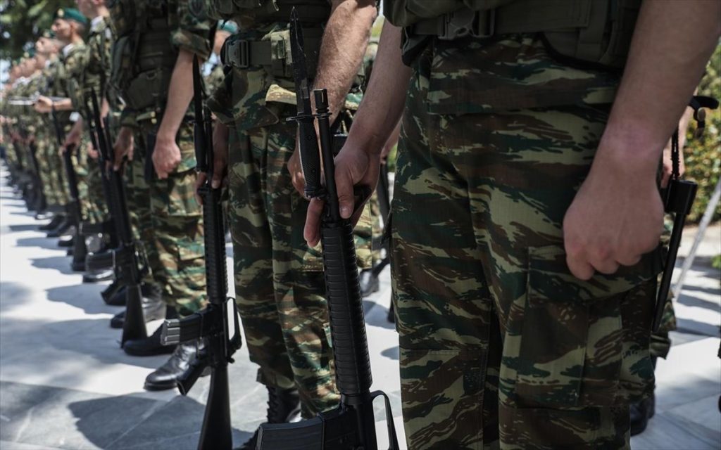 Πρόσκληση για κατάταξη στον Στρατό Ξηράς με τη 2022 ΣΤ/ΕΣΣΟ – Με τεστ PCR οι στρατεύσιμοι