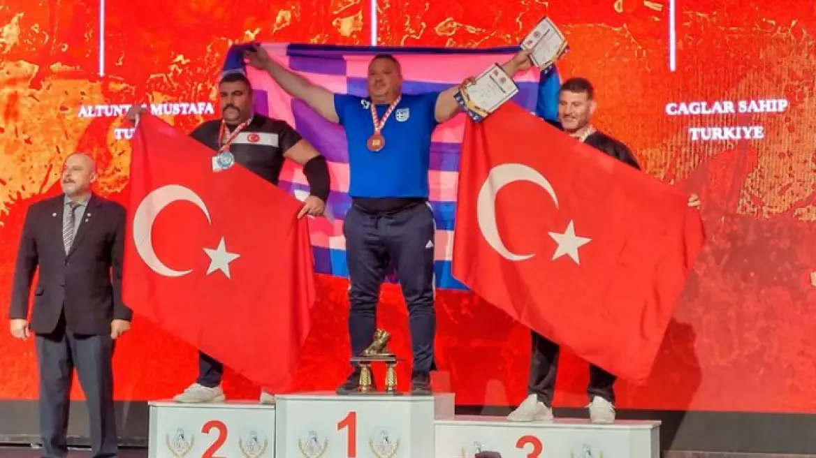 Οι Τούρκοι «έκοψαν» στη μέση τον ελληνικό Εθνικό Ύμνο στο Παγκόσμιο Πρωτάθλημα Χειροπάλης (βίντεο)