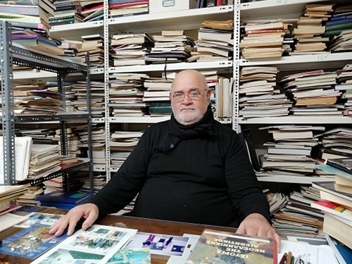 Έφυγε από τη ζωή ο σπουδαίος ιστορικός τέχνης Χάρης Καμπουρίδης