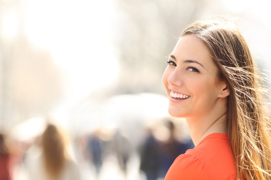 Ακόμη και το σκόπιμο χαμόγελο μπορεί να βελτιώσει την ψυχική διάθεση σύμφωνα με έρευνα