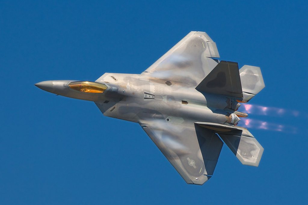 Τα αμερικανικά F-22 Raptors έφτασαν στη Σούδα για την άσκηση Agile Combat Employment