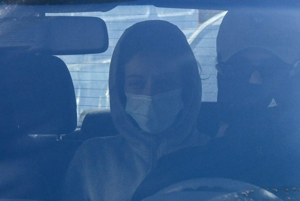 Κολωνός: Τι αναφέρει ο συνήγορος της 37χρονης μητέρας της 12χρονης – Έρχονται νέες συλλήψεις