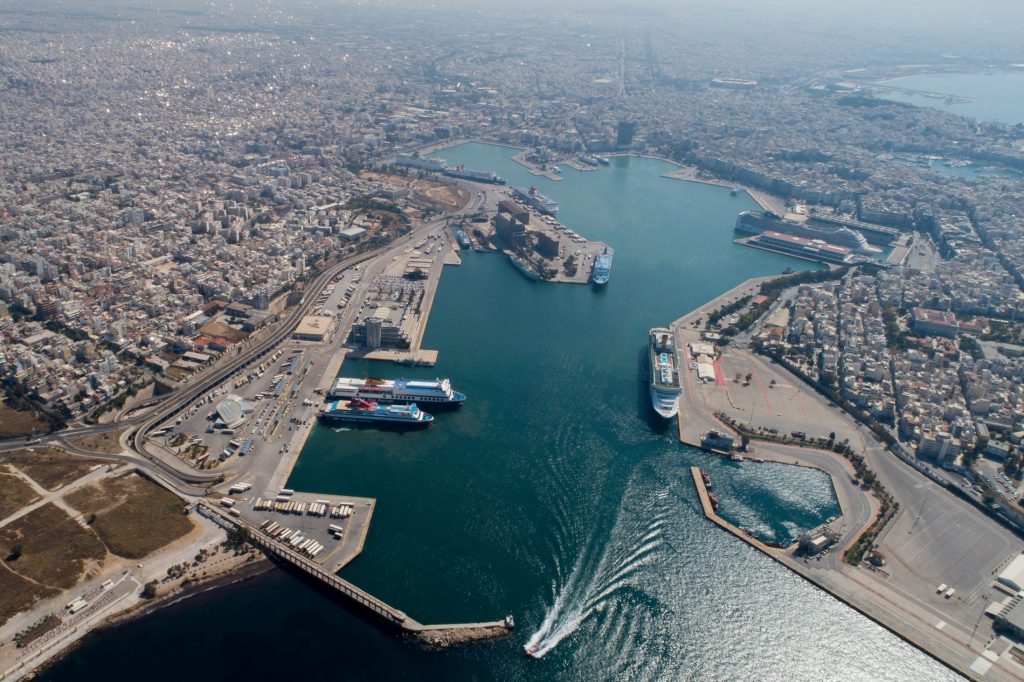 Πλοίο επιστρέφει εσπευσμένα στο λιμάνι του Πειραιά – Τι συνέβη