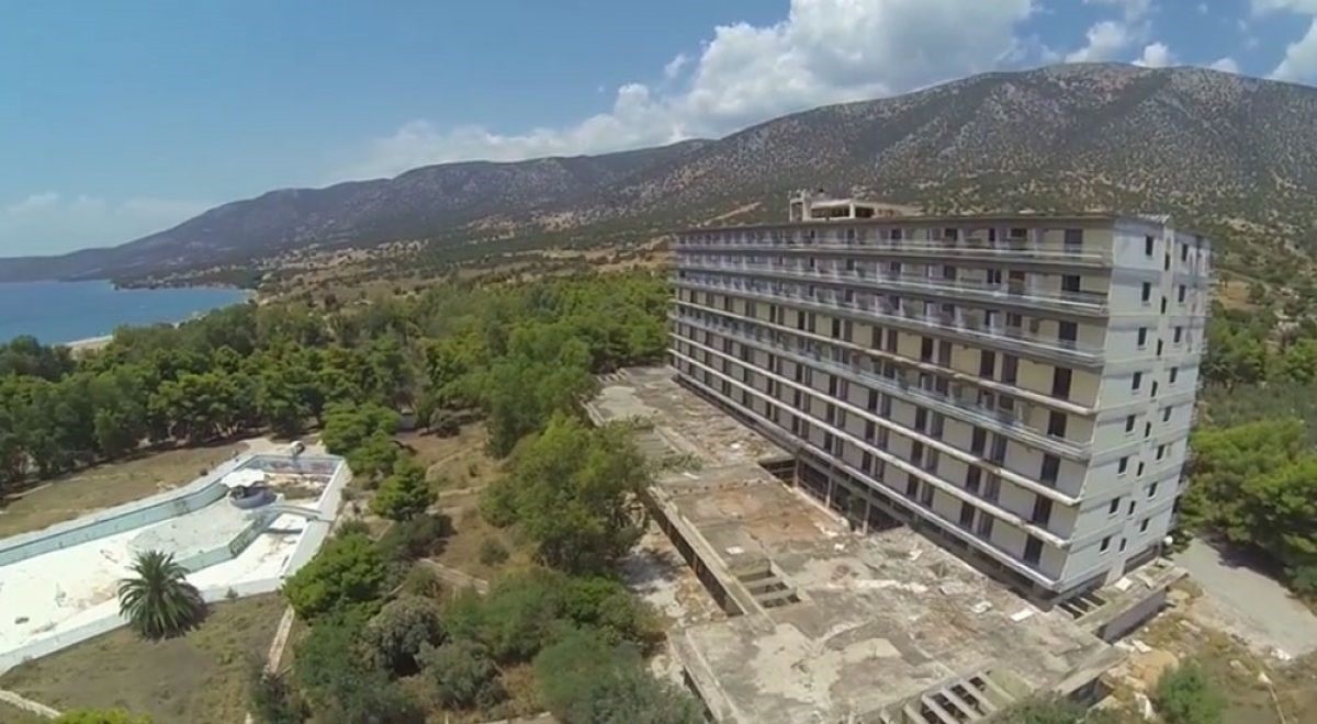 «Ακτή Σαλάντι»: Το ξενοδοχείο «Σόδομα και Γόμορρα της Ελλάδας»