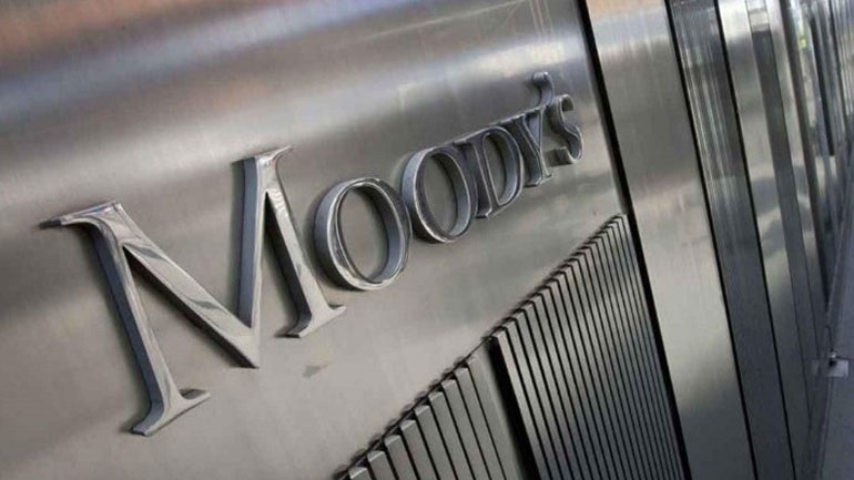 Moody’s: Υποβάθμισε την προοπτική του αξιόχρεου της Βρετανίας