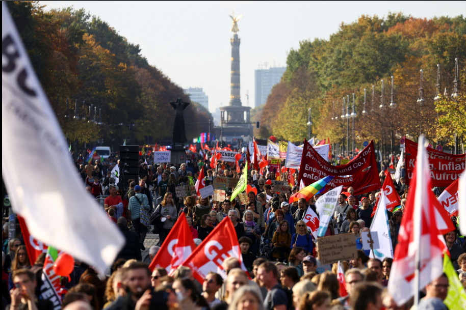 Ενεργειακή κρίση: Στους δρόμους χιλιάδες διαδηλωτές στη Γερμανία