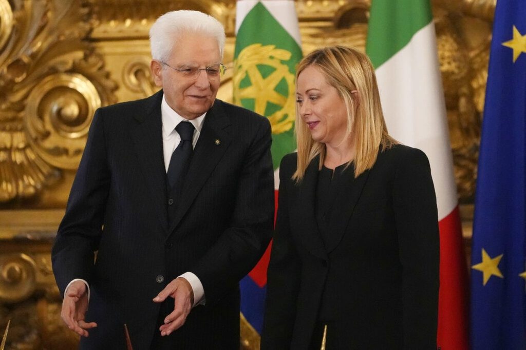 Τζόρτζια Μελόνι: Ορκίστηκε η πρώτη γυναίκα ΠΘ της Ιταλίας – Το νέο υπουργικό συμβούλιο