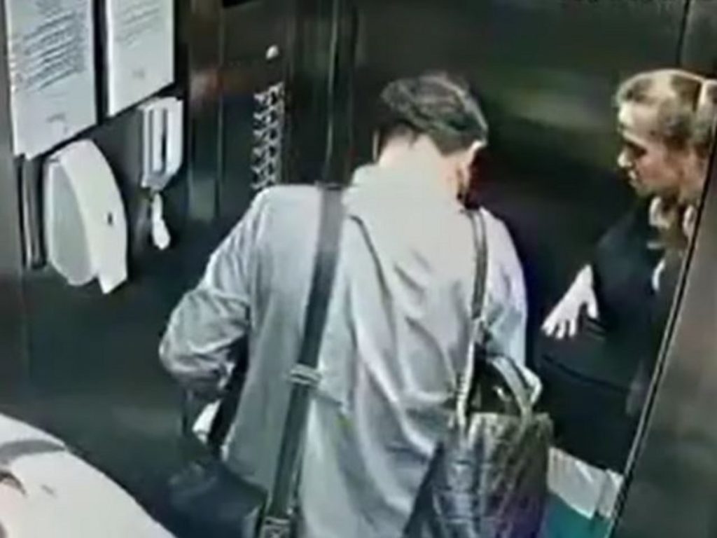Ξεγέννησε τη γυναίκα του σε ασανσέρ και κατέγραψε τον τοκετό η κάμερα (βίντεο)