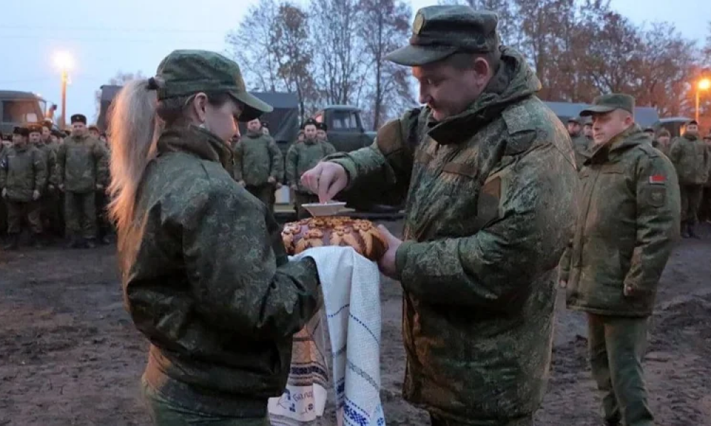 Έφτασαν στη Λευκορωσία οι Ρώσοι στρατιώτες (φώτο)