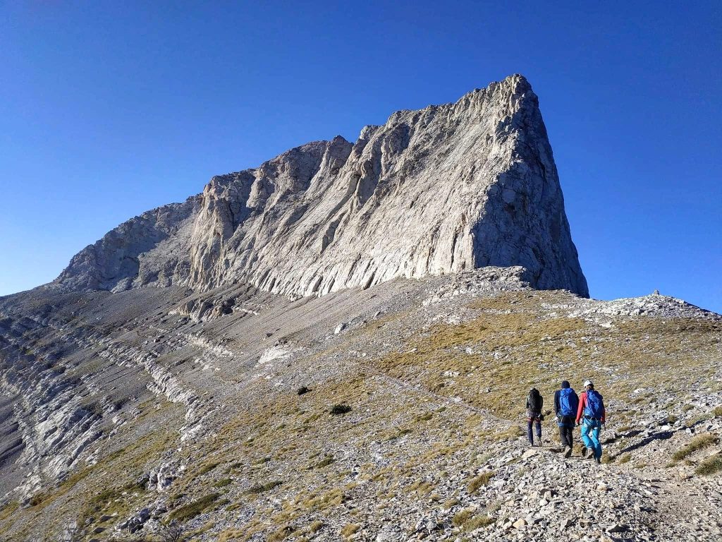 Όλυμπος: «Συναγερμός» για 60χρονο ορειβάτη που έπεσε σε γκρεμό