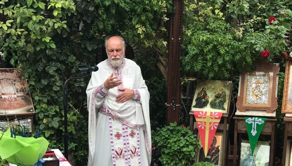 Ο Αρχιεπίσκοπος στέλνει τον π.Δημήτριο από τον Λυκαβηττό σε μοναστήρι: «Δεν θα του επιτρέπεται να χρησιμοποιεί τον Σταυρό»
