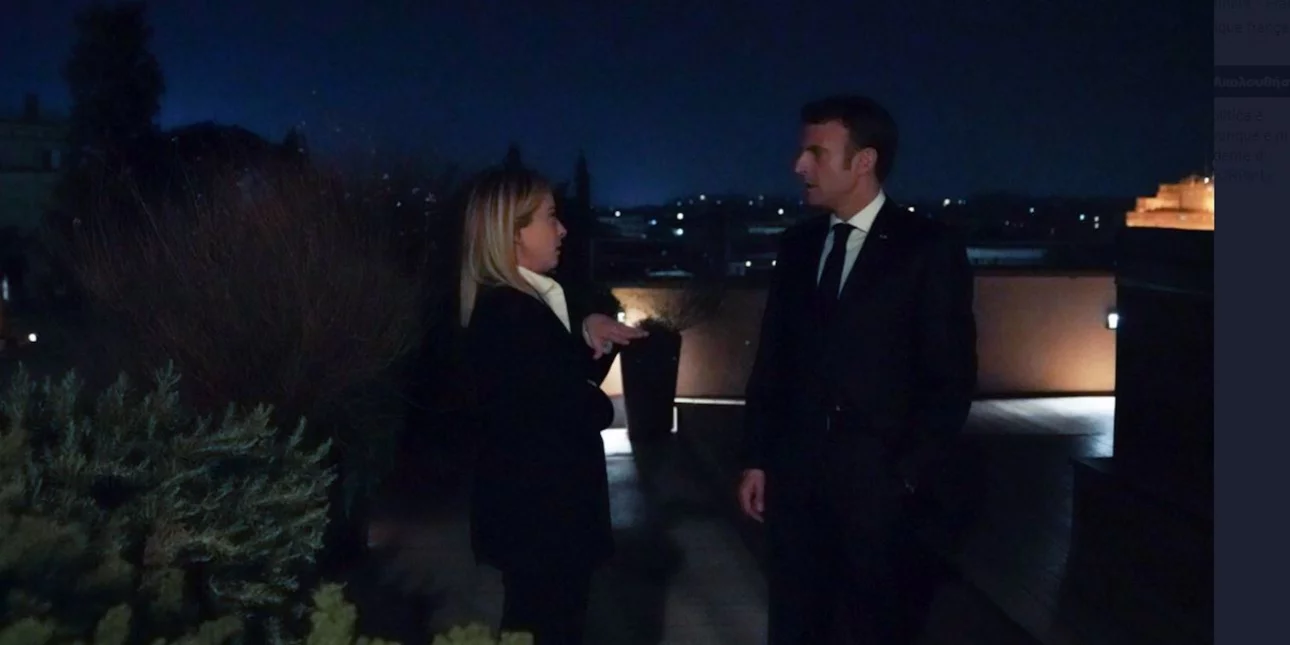 Άτυπη συνάντηση Τζ. Μελόνι – Ε.Μακρόν στη Ρώμη – Τι συζήτησαν