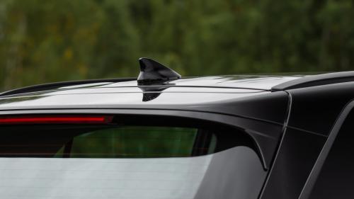 Σε τι χρησιμεύει το «πτερύγιο του καρχαρία» στο αυτοκίνητο;