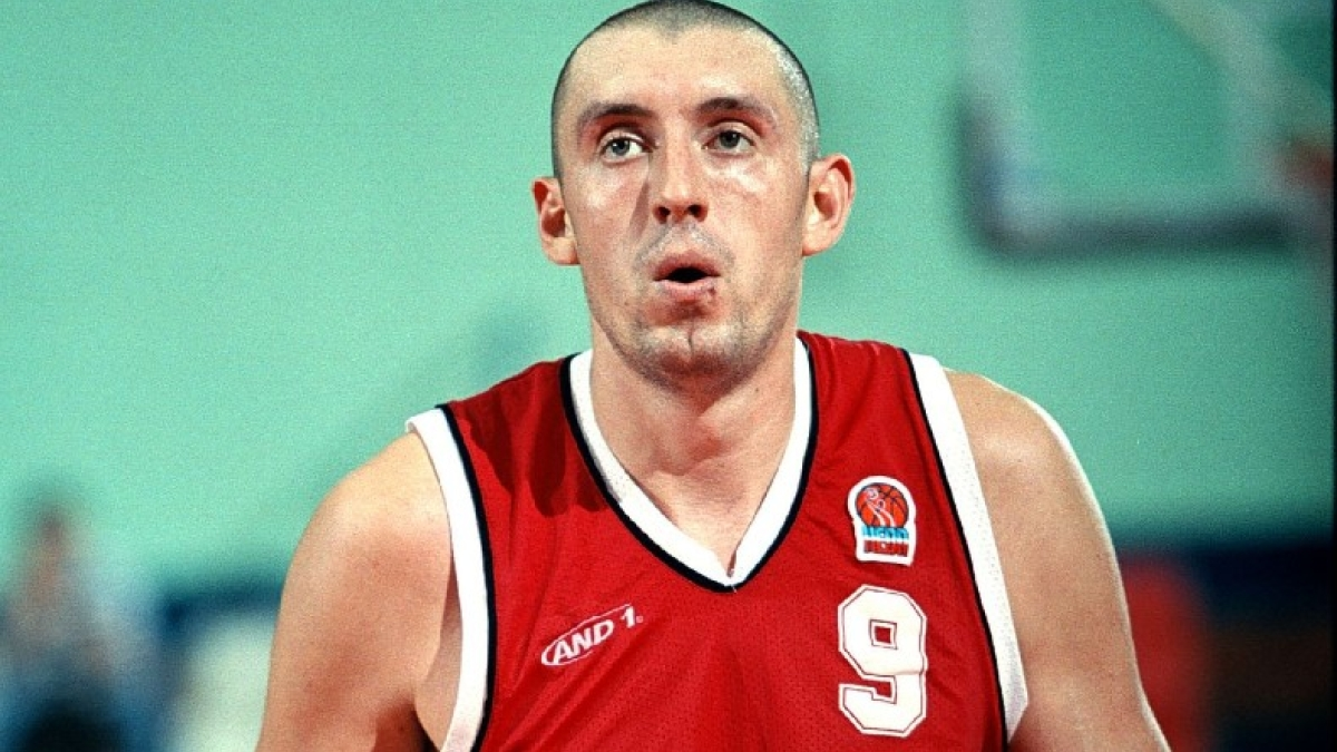 «Έφυγε» ξαφνικά από τη ζωή ο 46χρονος πρώην μπασκετμπολίστας του Ολυμπιακού Ανατόλι Ζουρπένκο – Ήταν τριπλά εμβολιασμένος (φώτο)