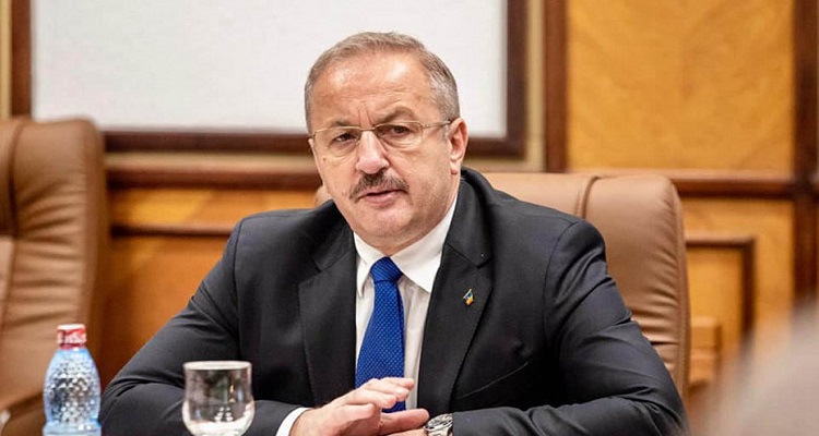 Παραιτήθηκε ο υπουργός Άμυνας της Ρουμανίας Β.Ντίνκου – Στηρίζει τη διαπραγμάτευση Ουκρανίας με Ρωσία