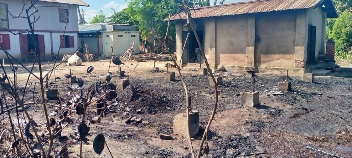 Τραγωδία στη Μιανμάρ: Δεκάδες νεκροί από αεροπορικό βομβαρδισμό σε συναυλία (βίντεο)