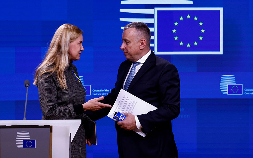 Δεν τα βρήκαν οι υπουργοί Ενέργειας για τη μείωση των τιμών – Έκτακτο Συμβούλιο τον Νοέμβριο