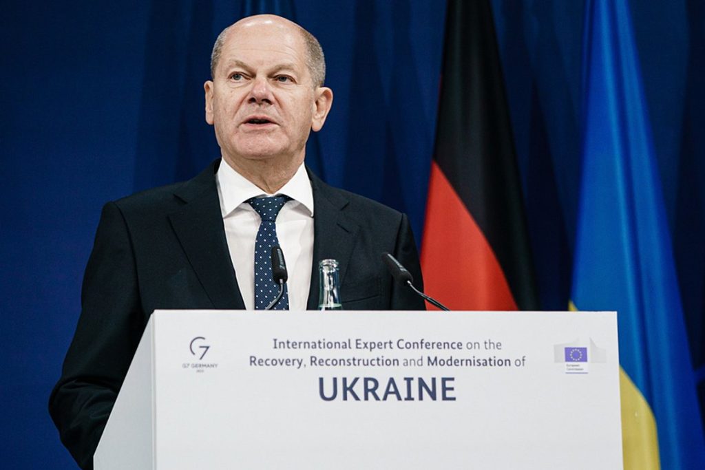 Ο Σολτς ονειρεύεται νέο «Σχέδιο Μάρσαλ» για την Ουκρανία και το κοστολογεί στα 350 δισ. ευρώ!