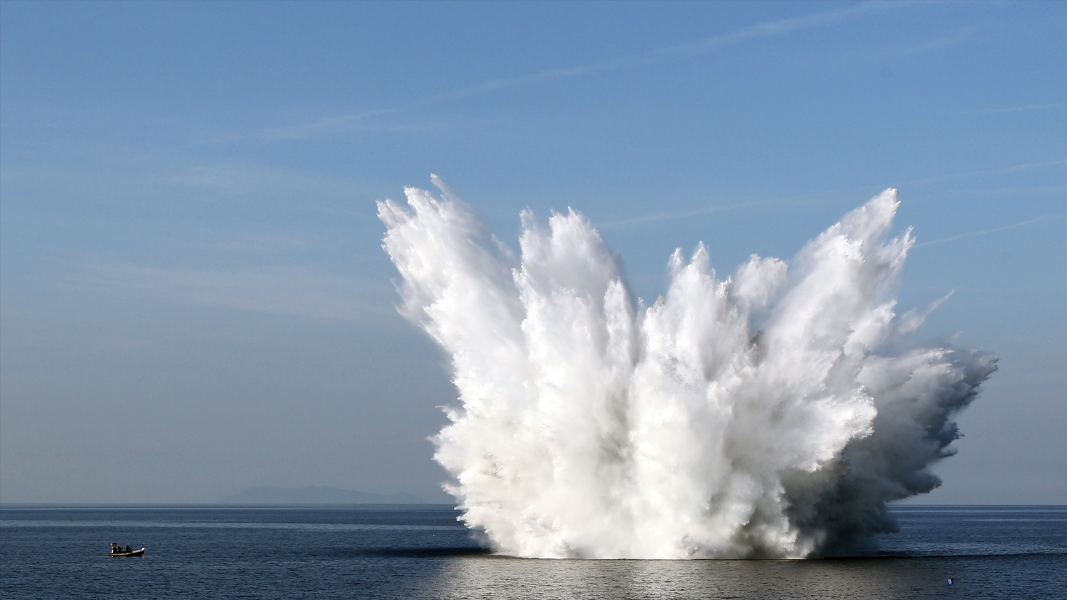 Τα τέσσερα επικρατέστερα σενάρια για τις πέντε κολοσσιαίες υποθαλάσσιες εκρήξεις στον Κόλπο της Φινλανδίας